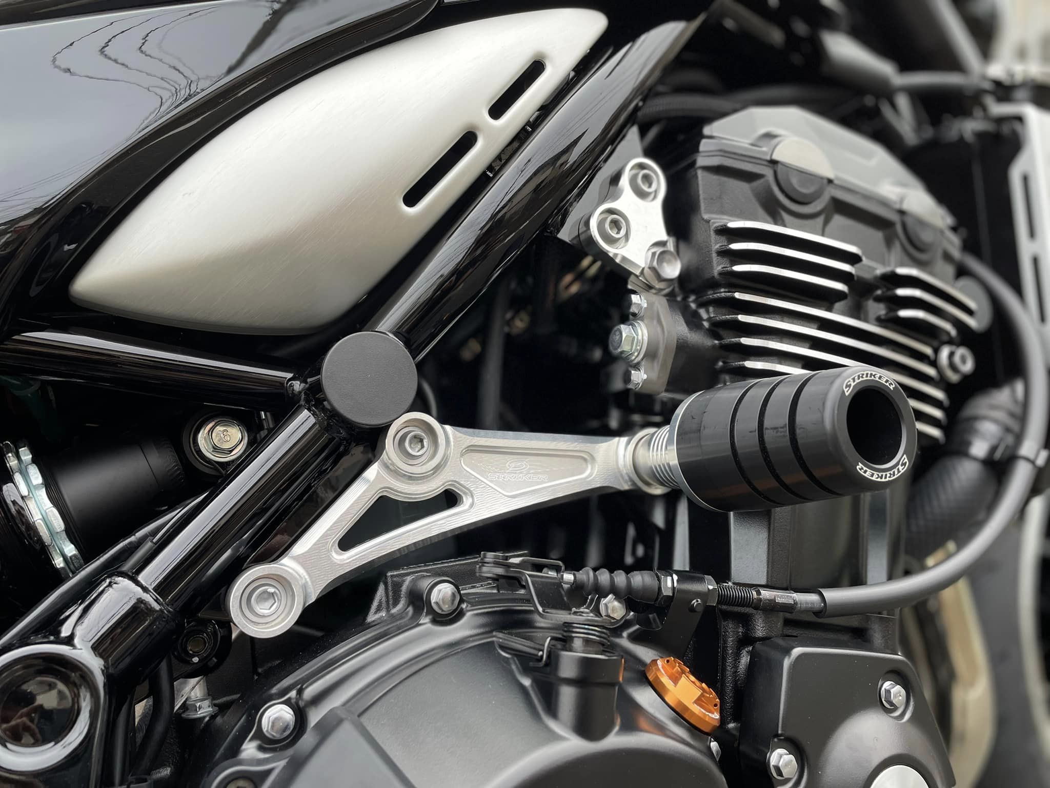 STRIKERカスタムパーツ『Kawasaki Z900RS 2023年 型式8BLZR900K』適合情報更新！ バイク マフラー